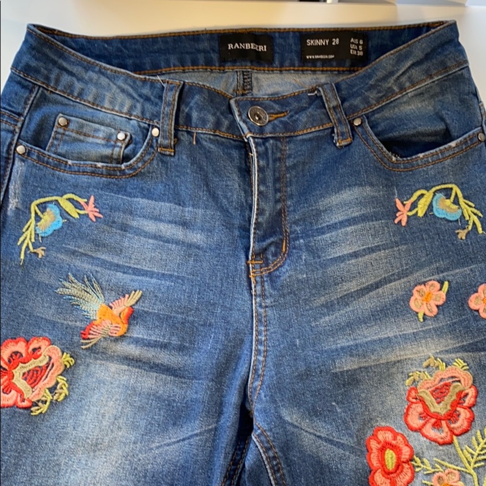 Flower Embroidery Jeans